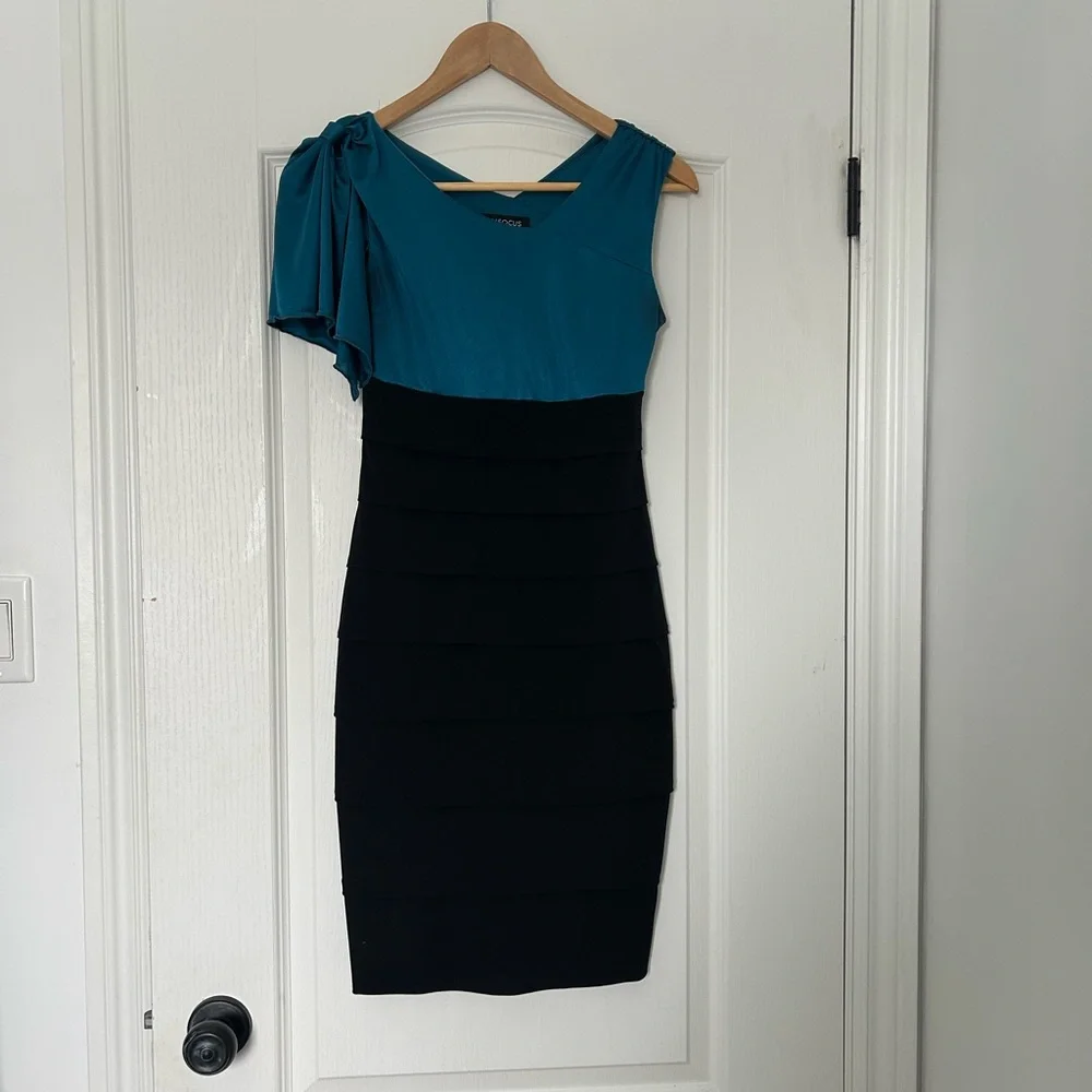 Enfocus Studio Teal and Black One-Shoulder Dress - Picture 4 of 4